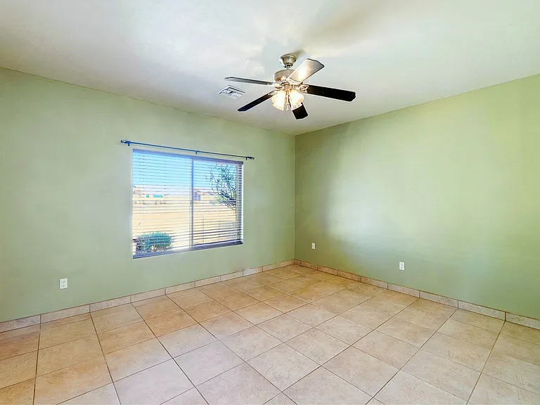 4212 S Hackberry Dr — Photo 27
