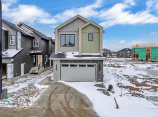 8790 Mayday Ln SW, Edmonton, AB T6X2L3