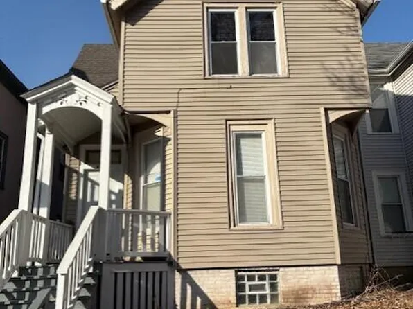 839 North 22nd STREET, Milwaukee, WI 53233