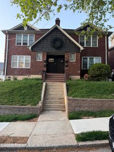 21-23 Holbernt Ct, Staten Island, NY, 10302