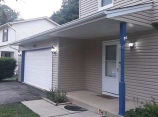 2173 Valley Creek Dr, Elgin, IL 60123