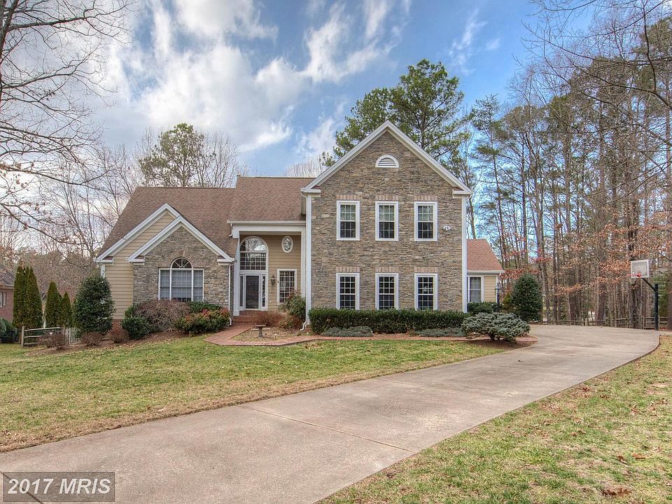 Exterior View of Beautiful Home