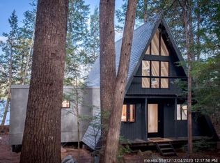 174 Quiet Harbor Rd, Mount Vernon, ME 04352