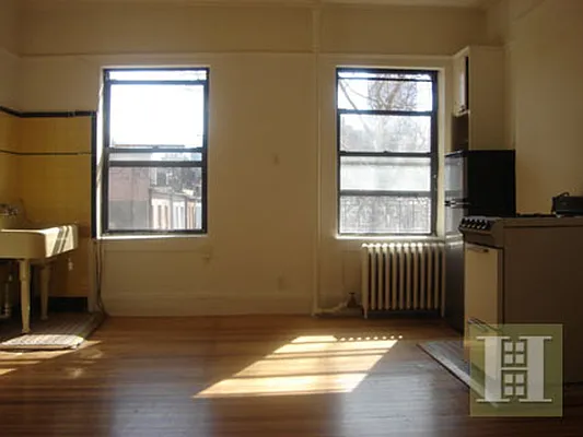 Rented by Halstead Real Estate | media 24