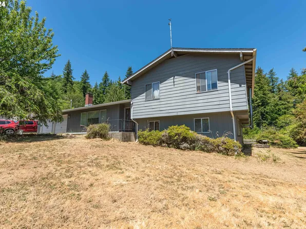 2020 NW Alder St, Coquille, OR 97423