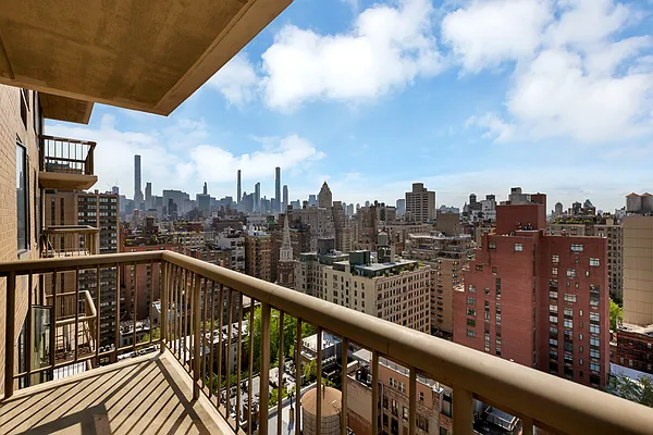 Rented by Douglas Elliman | media 6