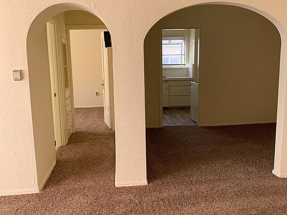 5th image of 1236 E 1st St APT 11