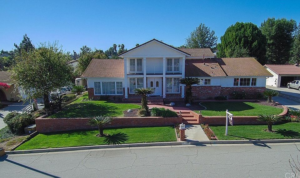 2nd image of 12940 Hillcrest Dr