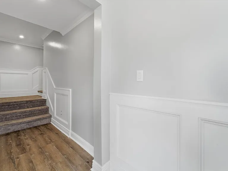 150 Ridge Rd #2 — Photo 4