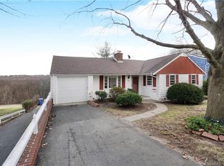 46 Calhoun Ave, Trumbull, CT 06611