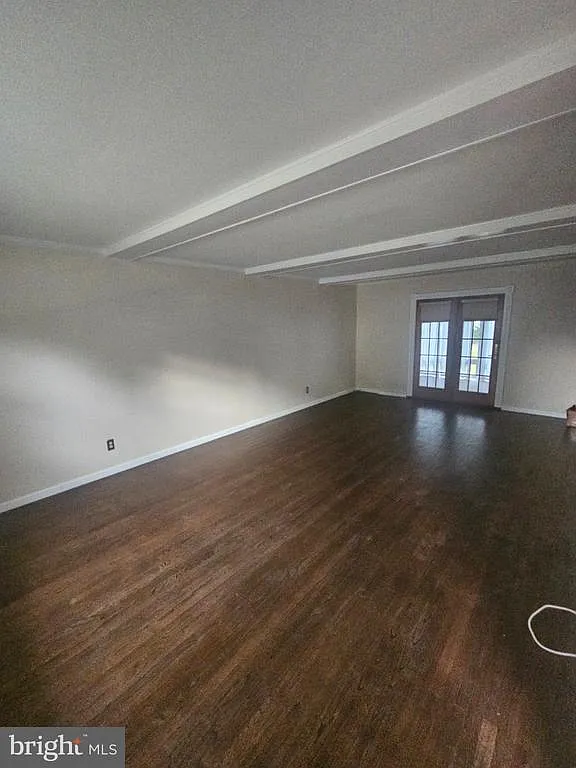 4 bed, 2.5 bath, 1852 sqft, $2,995 — Photo 2