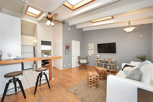 5th image of 313 Mildred Ave APT 16