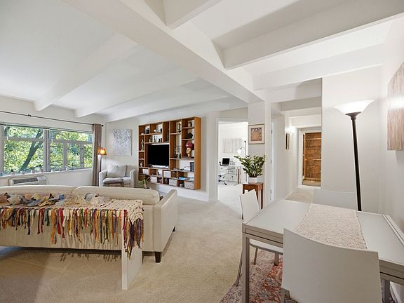 5th image of 1864 Sherman Ave APT 5SW
