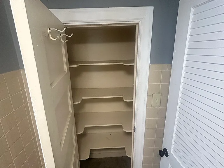 409 W Mulberry St #1 — Photo 10