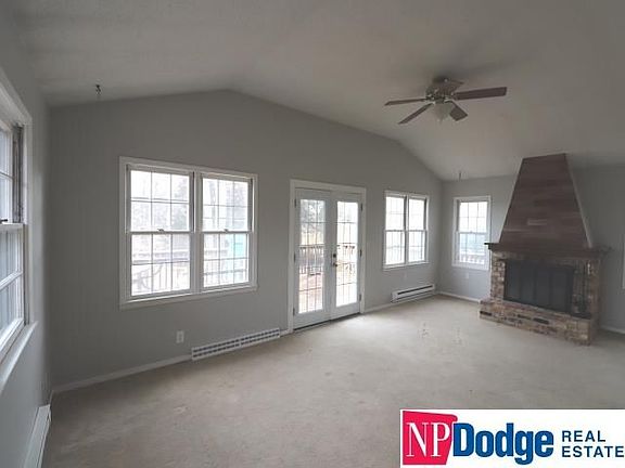 5th image of 808 Durand Dr