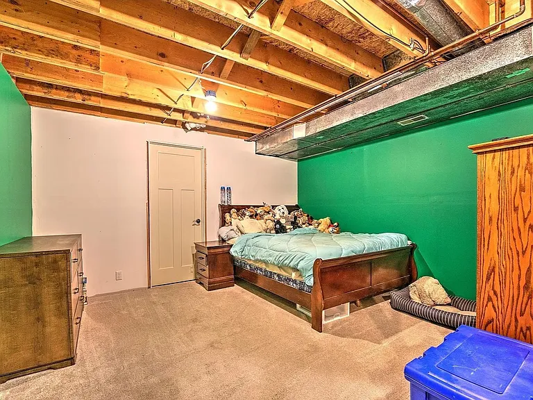 1329 Scott Rd — Photo 31