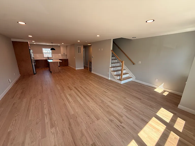 820 W Elizabeth Ave #C — Photo 4
