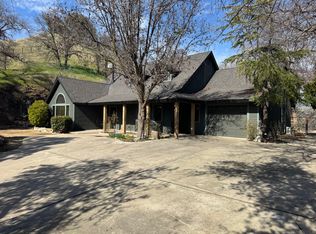 18440 Tollhouse Rd, Clovis, CA 93619