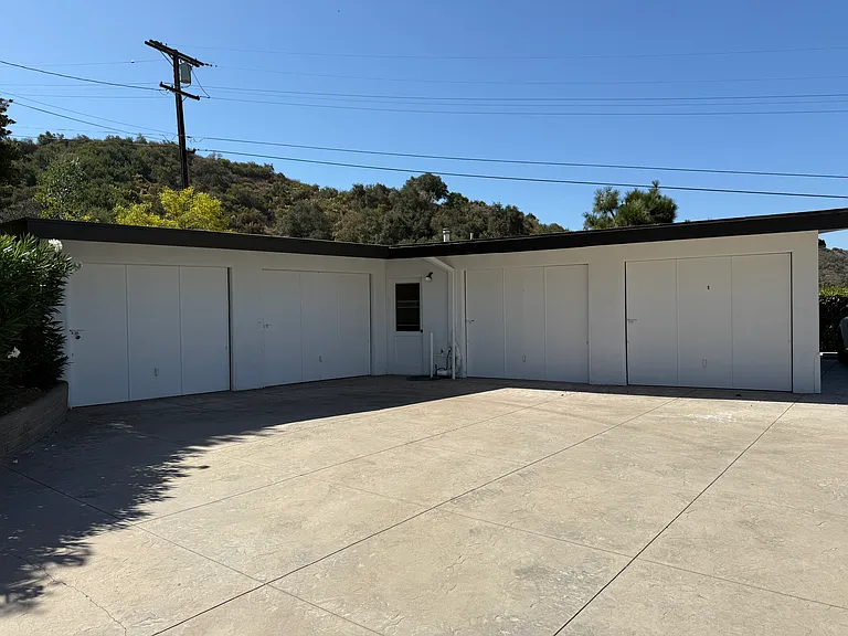 1860 Verdugo Loma Dr #D — Photo 39