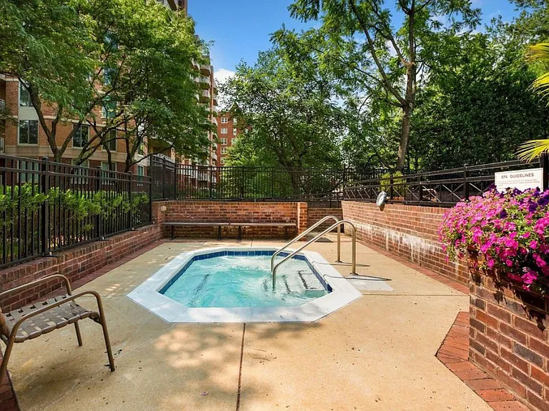7500 Woodmont Ave #314 — Photo 18