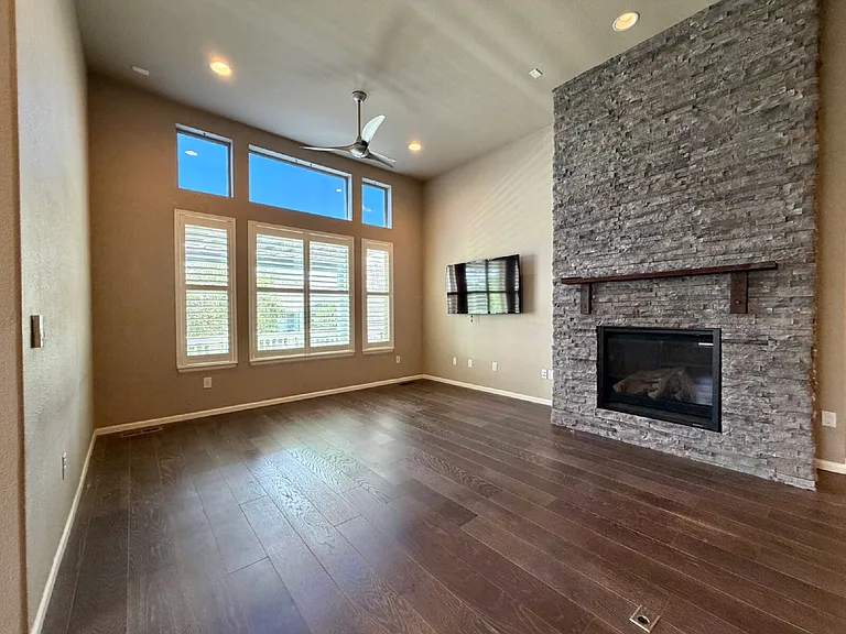 16948 W 86th Ave — Photo 8