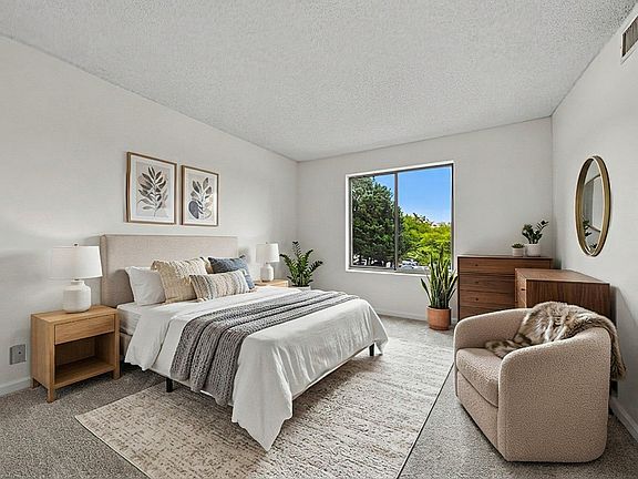 4th image of 19385 Cypress Ridge Ter Unit 107