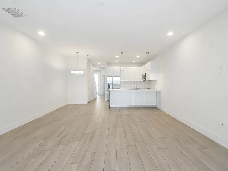 17442 Hidden Forest Dr — Photo 19
