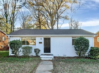 1920 Finchley Dr, Charlotte, NC 28215