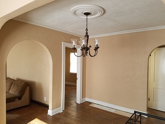 2nd image of 4411 Indiana Ave