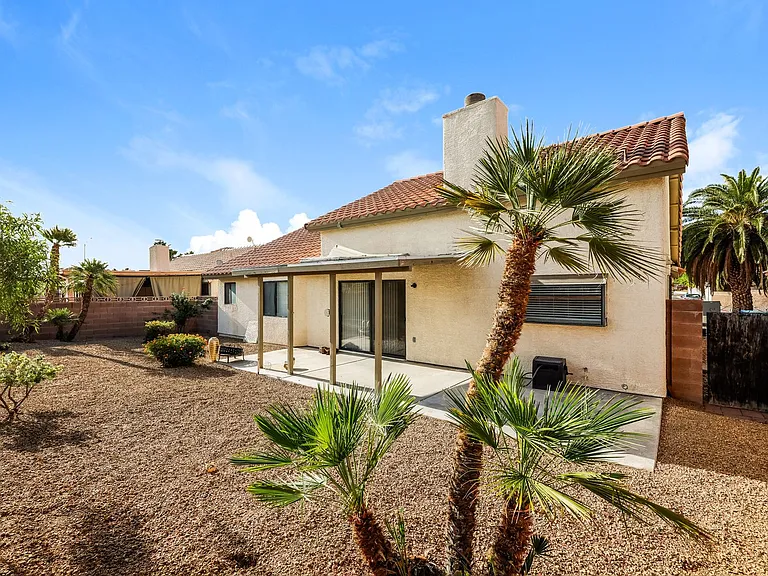 1780 Yellowwood Dr — Photo 24