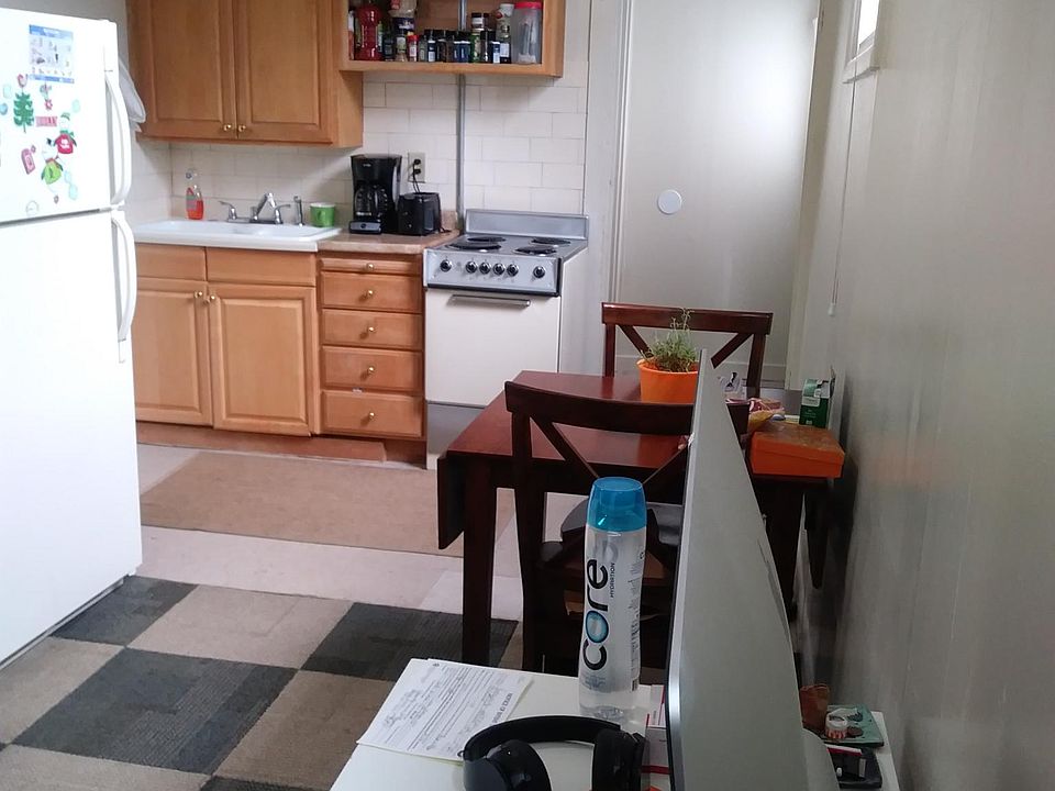 2nd image of 2911 N Russet St APT 23