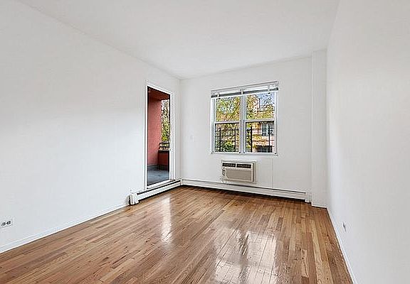 4th image of 15 W 104th St APT 3B