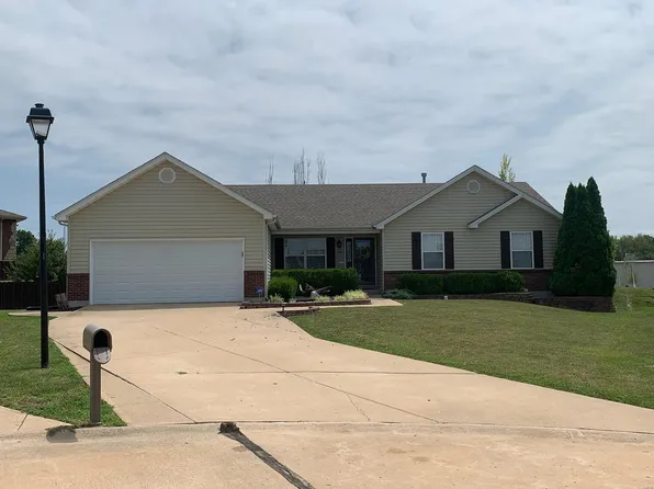 230 Hawks Rest Ct, Winfield, MO 63389