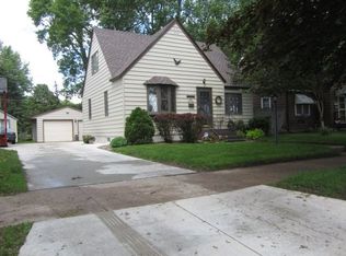 114 12th Ave SW, Austin, MN 55912