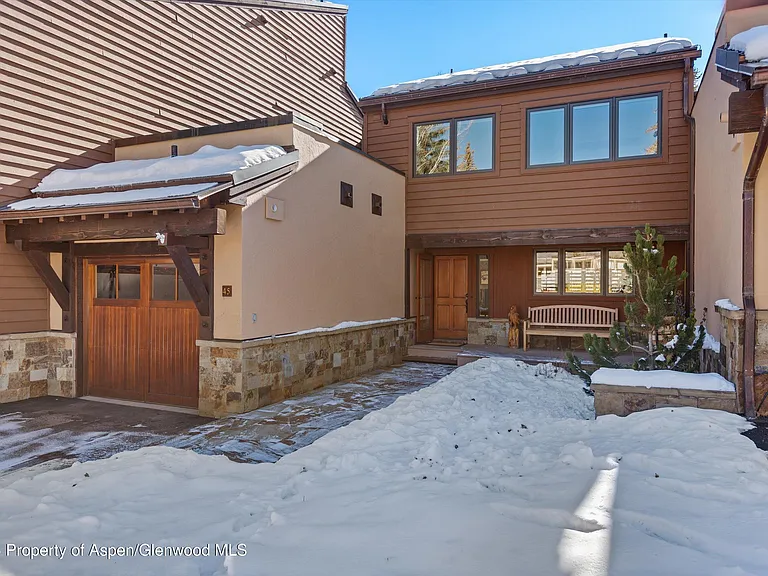 124 Harleston Grn #45 — Photo 37