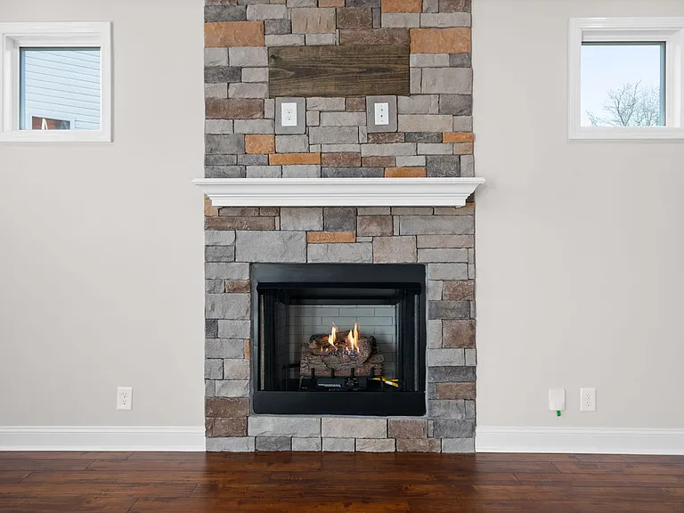 101 Lucerne Ln — Photo 7