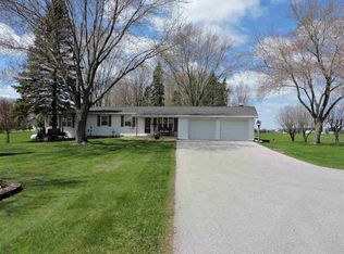 471 Kroll Rd, Pulaski, WI 54162