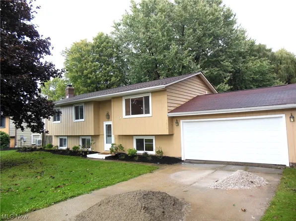 1217 Erieview Dr, Madison, OH 44057