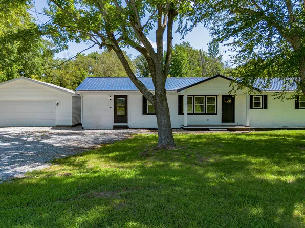 5620 Old Mayfield Rd, Paducah, KY 42003