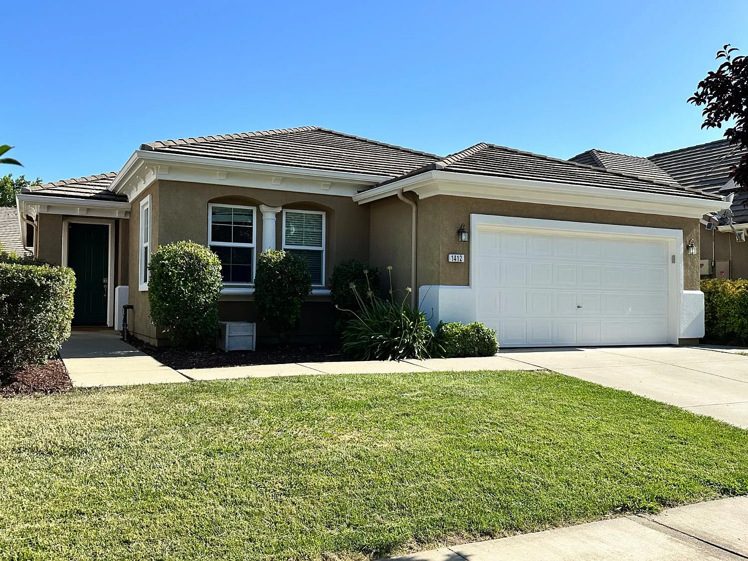 1412 Paddington Way photo 1