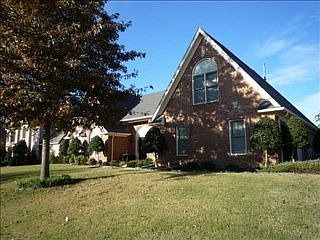 1st image of 9862 Woodland Hills Dr