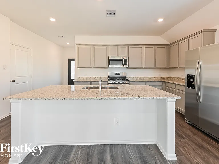 7514 Oakmont Ave — Photo 6