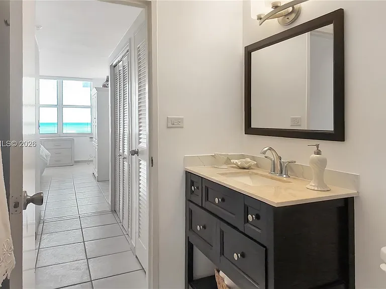 5601 Collins Ave #711 — Photo 13