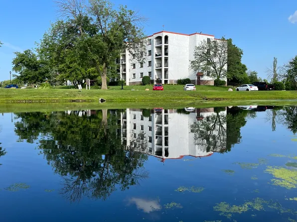 (undisclosed Address), Wheeling, IL 60090