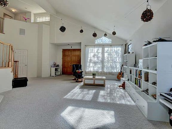 3rd image of 2755 Cantor Dr