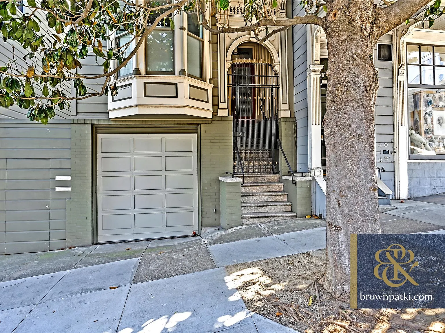 Top Flr Dolores Heights Flat, 2 Car Pkg!, W/D In Unit | Brown & Patki Inc. — Photo 2