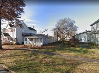 233 W 1st St, Kenova, WV 25530