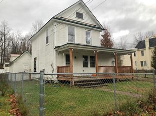27 Virginia St, Saranac Lake, NY 12983