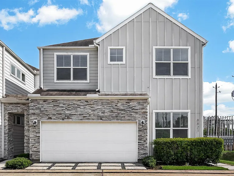 8821 Hollister Pine Ct — Photo 1