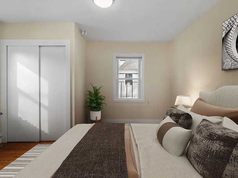 41 Concord Ave #3B — Photo 4